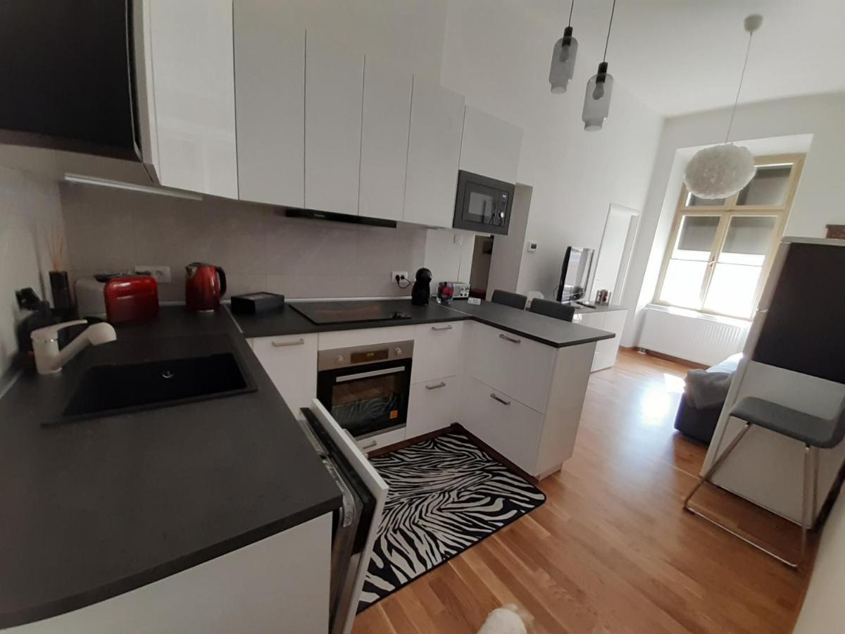 Apartment With A View Zagreb - Center Luaran gambar